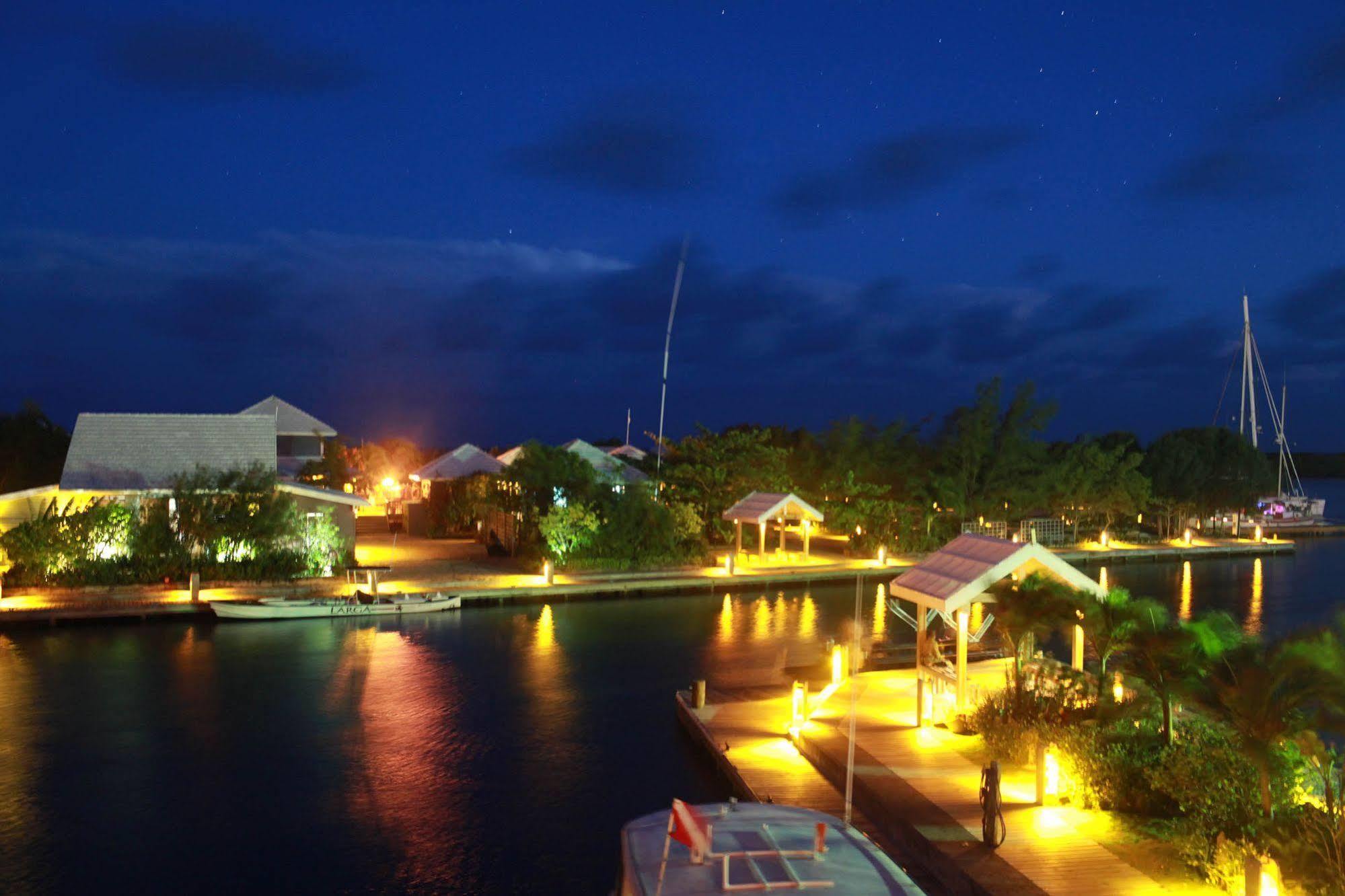 Barefoot Cay Resort Brick Bay Exterior foto